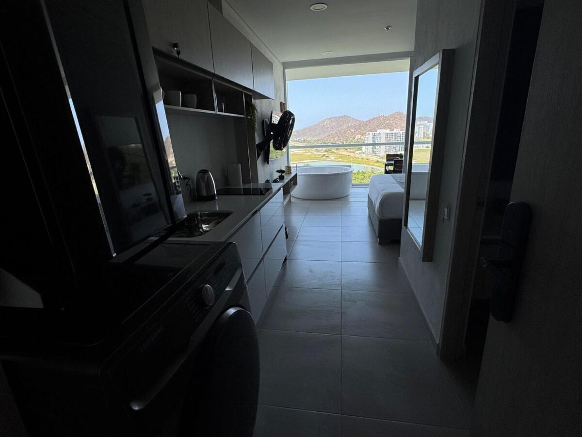 Apartamento Con Lujoso Jacuzzi, Piso 14 Y Vista Al Mar Santa Marta (Magdalena)